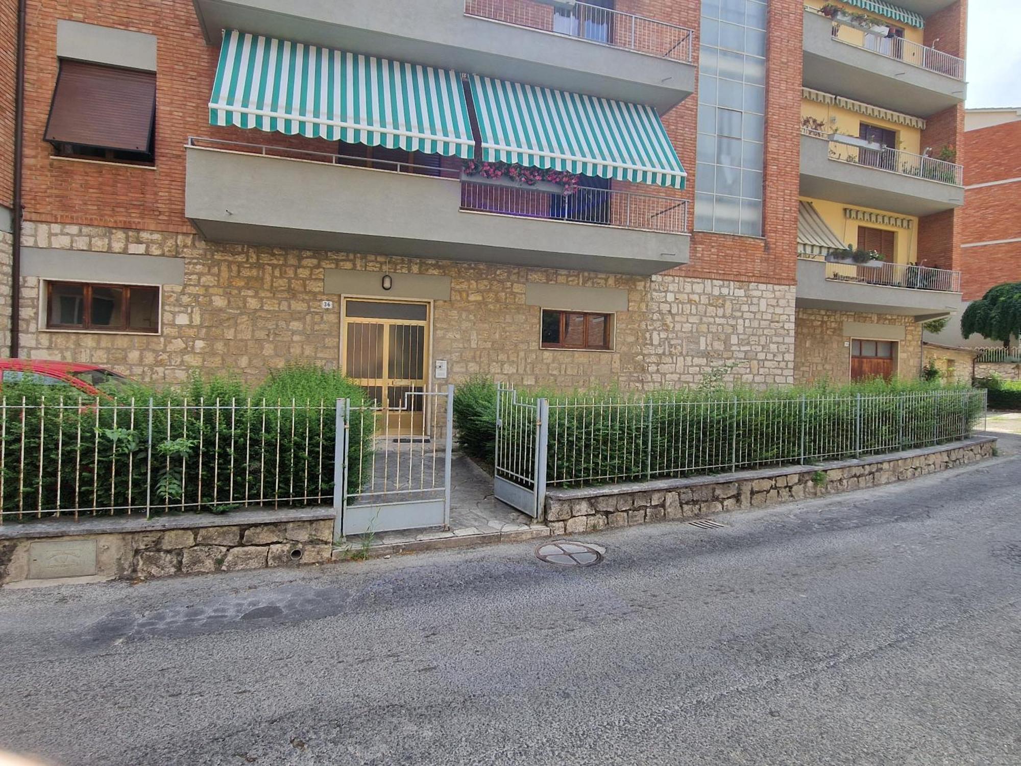 Апартаменти Nova Domus Flat Free Private Parking Сієна Екстер'єр фото